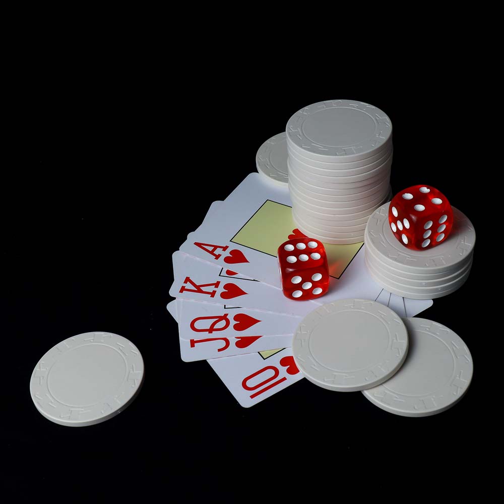 Casino keramik gambling game tokens 43mm 39mm blank ceramic chips custom mold carving hat poker chips gambling game coins